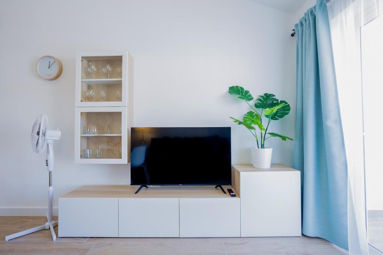Bright & Stylish Apartment In Chipeque, Los Cristianos Arona  Exterior foto